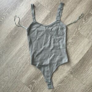 Body suite never worn